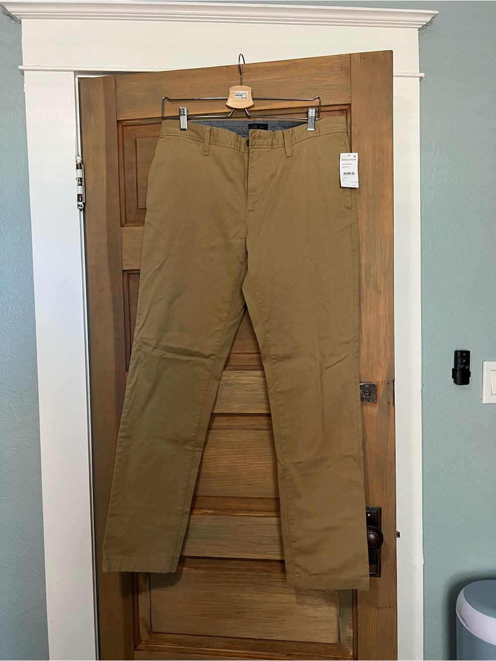 14th & Union Men's Khaki Chino Pants - Tan